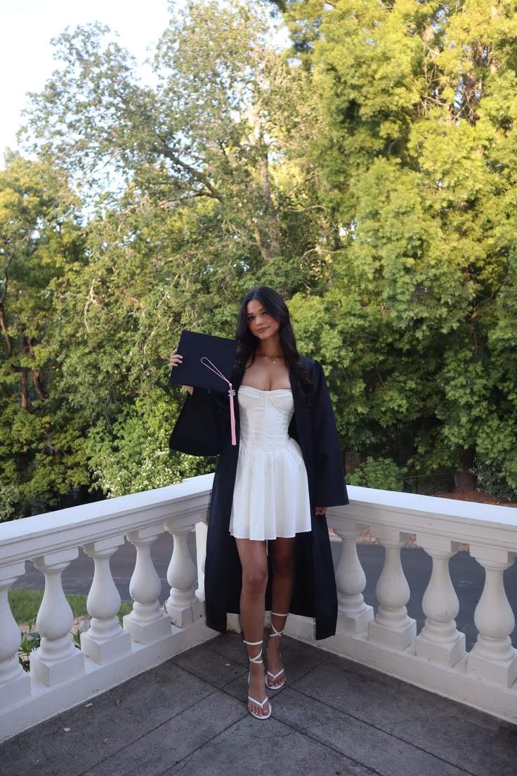 Women's summer fashion